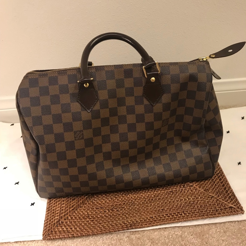 100% Authentic Louis Vuitton speedy 35
